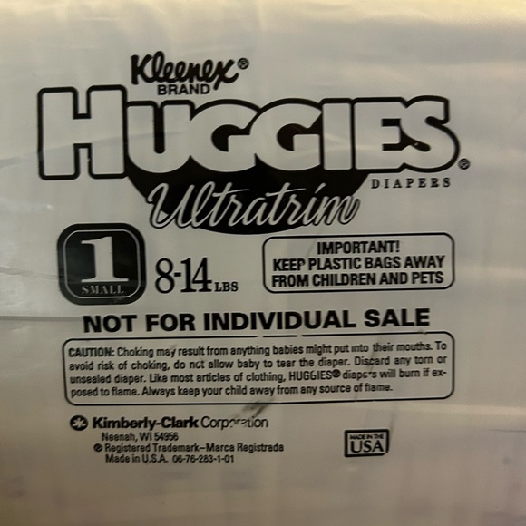 Vintage Huggies Ultratrim Diapers - Picture 1 of 4
